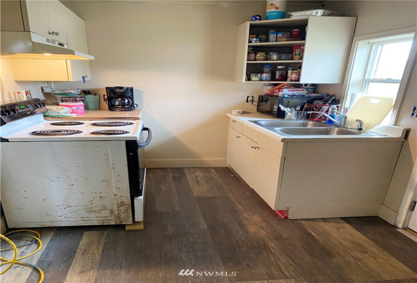 1621 Arkansas, Longview, Washington 98632, ,Residential Income,For Sale,Arkansas,NWM1753615