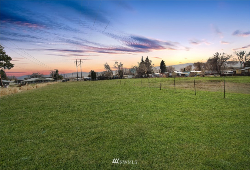906 15th, Ellensburg, Washington 98926, ,Land,For Sale,15th,NWM1752417