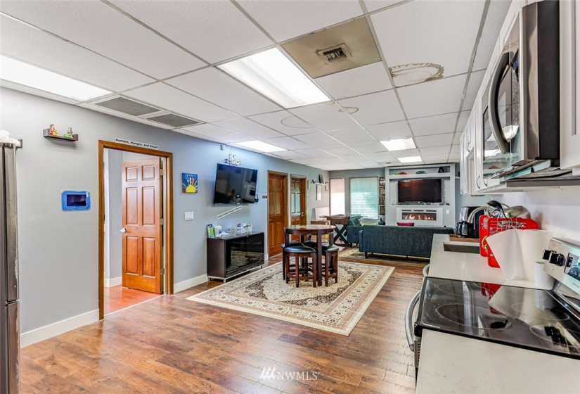 25725 101st, Kent, Washington 98030, ,Commercial Sale,For Sale,101st,NWM1755909