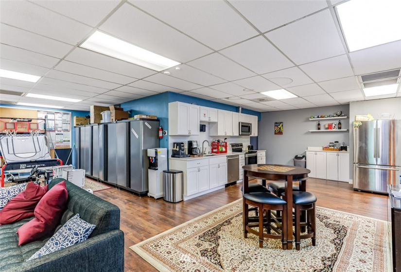 25725 101st, Kent, Washington 98030, ,Commercial Sale,For Sale,101st,NWM1755909