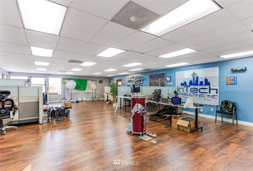 25725 101st, Kent, Washington 98030, ,Commercial Sale,For Sale,101st,NWM1755909