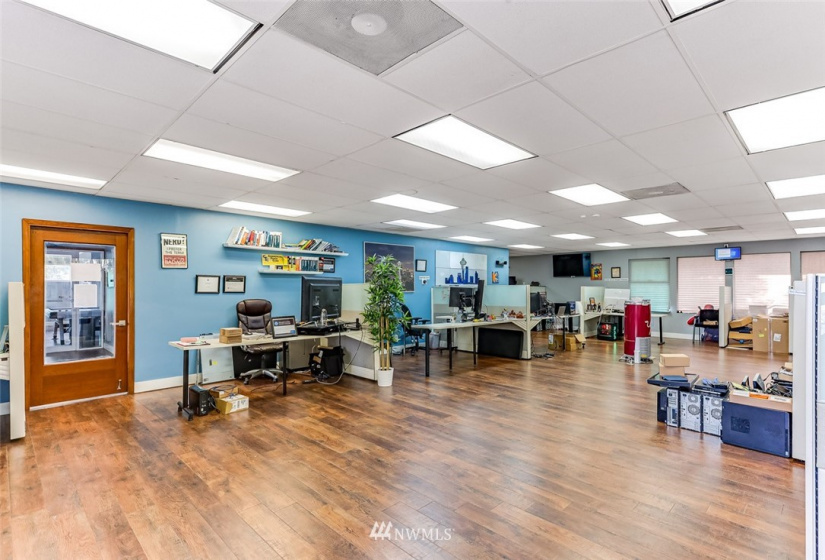 25725 101st, Kent, Washington 98030, ,Commercial Sale,For Sale,101st,NWM1755909