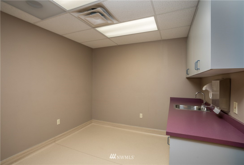 1200 C 14th, Pasco, Washington 98944, ,Commercial Sale,For Sale,14th,NWM1758564