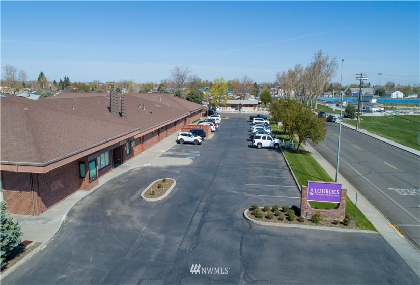1200 C 14th, Pasco, Washington 98944, ,Commercial Sale,For Sale,14th,NWM1758564