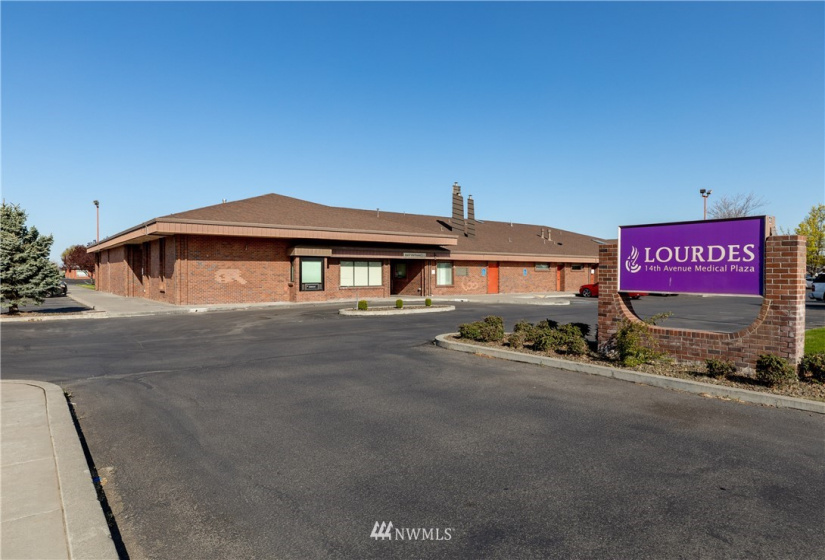 1200 C 14th, Pasco, Washington 98944, ,Commercial Sale,For Sale,14th,NWM1758564