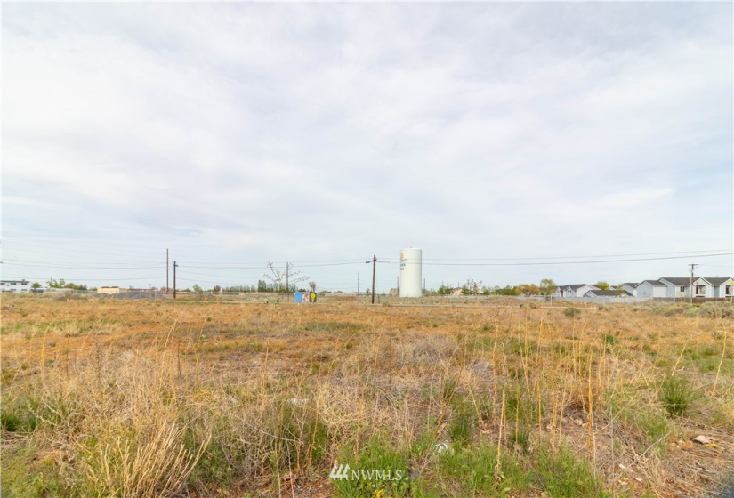 530 Fairchild, Moses Lake, Washington 98837, ,Land,For Sale,Bitton Plat,Fairchild,NWM1754982