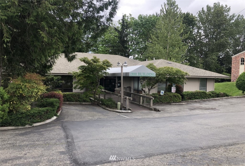 1900 116th, Bellevue, Washington 98004, ,Commercial Sale,For Sale,116th,NWM1768708