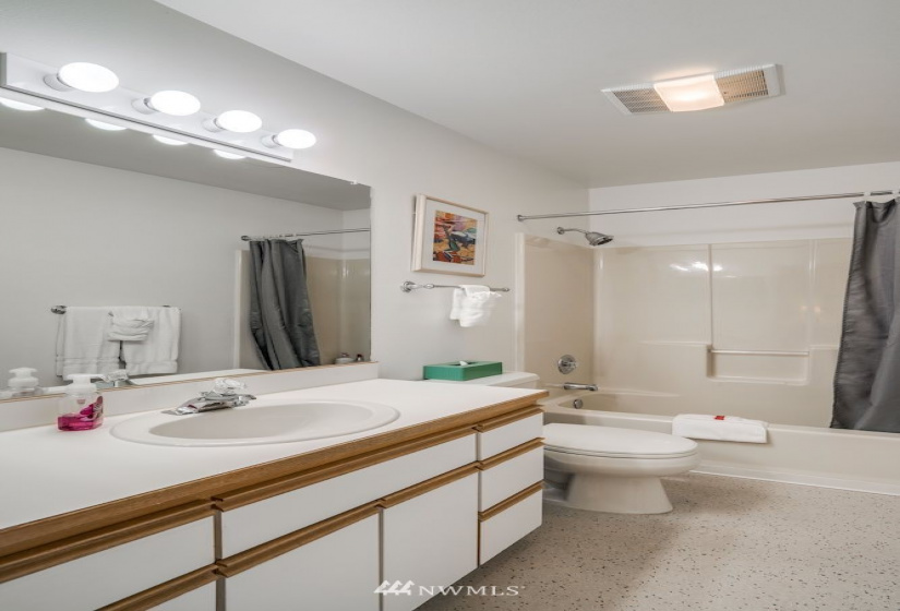 1 Tennis 668-C1, Manson, Washington 98831, 2 Bedrooms Bedrooms, ,2 BathroomsBathrooms,Residential,For Sale,Tennis,Tennis 668-C1,NWM1769389