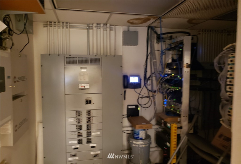 502 54th, Fife, Washington 98424, ,Commercial Sale,For Sale,54th,NWM1769370