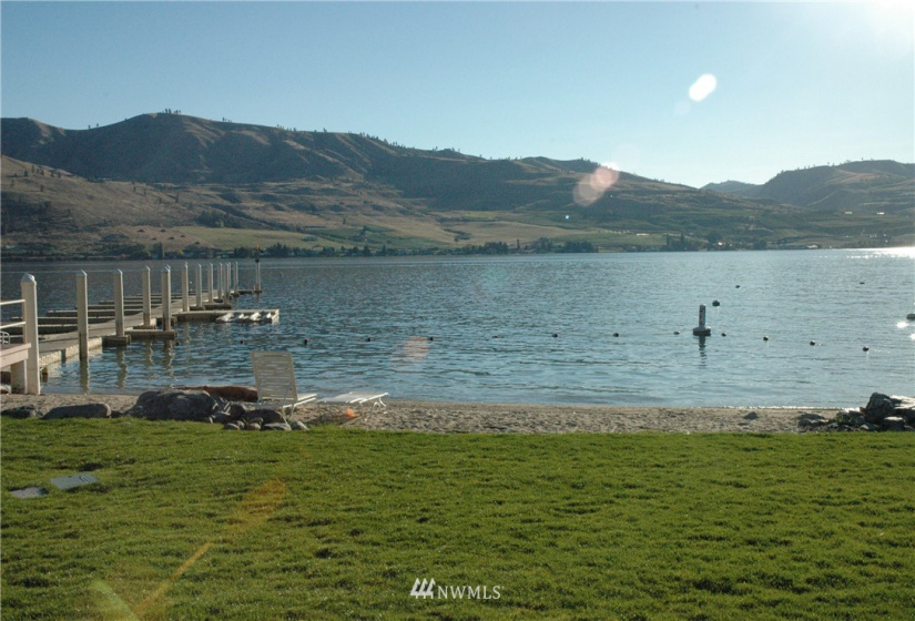 100 Lake Chelan Shores, Chelan, Washington 98816, 2 Bedrooms Bedrooms, ,2 BathroomsBathrooms,Residential,For Sale,Lake Chelan Shores,Lake Chelan Shores,NWM1769837