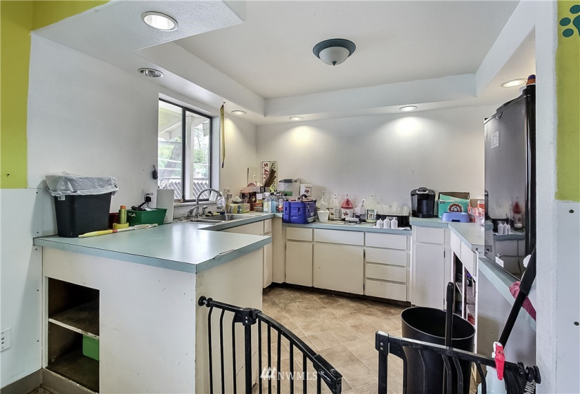 3704 9th, Puyallup, Washington 98373, ,Commercial Sale,For Sale,9th,NWM1768347