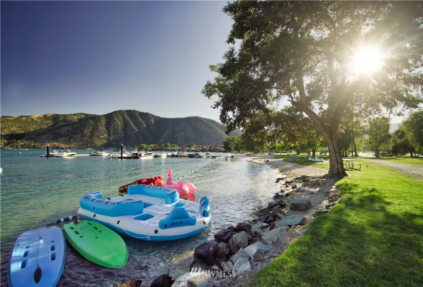 1 Lakeside 719-G, Manson, Washington 98831, 2 Bedrooms Bedrooms, ,2 BathroomsBathrooms,Residential,For Sale,Lakeside,Lakeside 719-G,NWM1769698