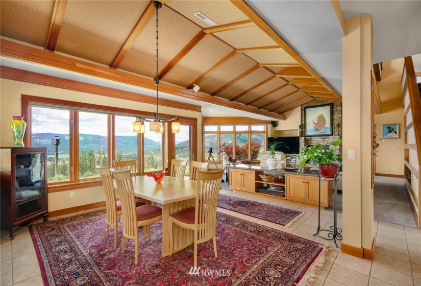 403 Ridgetop, Colville, Washington 99114, 4 Bedrooms Bedrooms, ,2 BathroomsBathrooms,Residential,For Sale,Ridgetop,NWM1774013