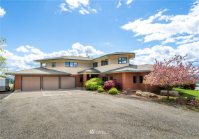403 Ridgetop, Colville, Washington 99114, 4 Bedrooms Bedrooms, ,2 BathroomsBathrooms,Residential,For Sale,Ridgetop,NWM1774013