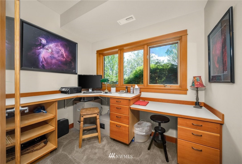 403 Ridgetop, Colville, Washington 99114, 4 Bedrooms Bedrooms, ,2 BathroomsBathrooms,Residential,For Sale,Ridgetop,NWM1774013