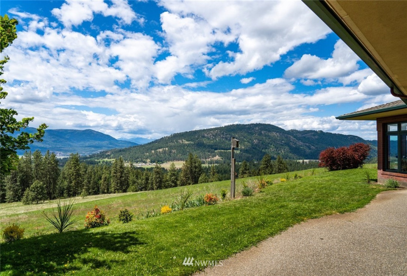 403 Ridgetop, Colville, Washington 99114, 4 Bedrooms Bedrooms, ,2 BathroomsBathrooms,Residential,For Sale,Ridgetop,NWM1774013