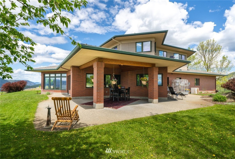 403 Ridgetop, Colville, Washington 99114, 4 Bedrooms Bedrooms, ,2 BathroomsBathrooms,Residential,For Sale,Ridgetop,NWM1774013