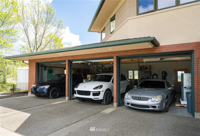 403 Ridgetop, Colville, Washington 99114, 4 Bedrooms Bedrooms, ,2 BathroomsBathrooms,Residential,For Sale,Ridgetop,NWM1774013