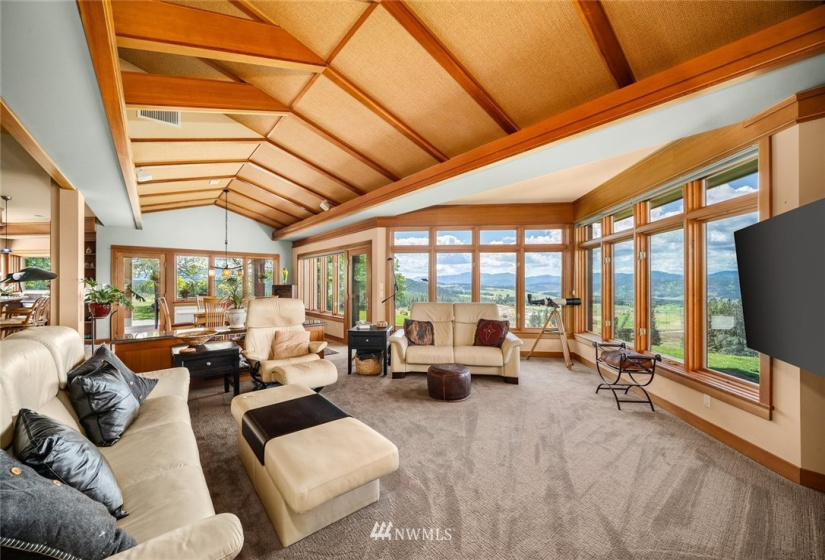 403 Ridgetop, Colville, Washington 99114, 4 Bedrooms Bedrooms, ,2 BathroomsBathrooms,Residential,For Sale,Ridgetop,NWM1774013