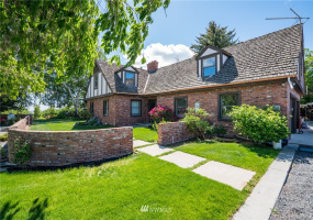 9496 Road V, Quincy, Washington 98848, 5 Bedrooms Bedrooms, ,2 BathroomsBathrooms,Residential,For Sale,Road V,NWM1780506