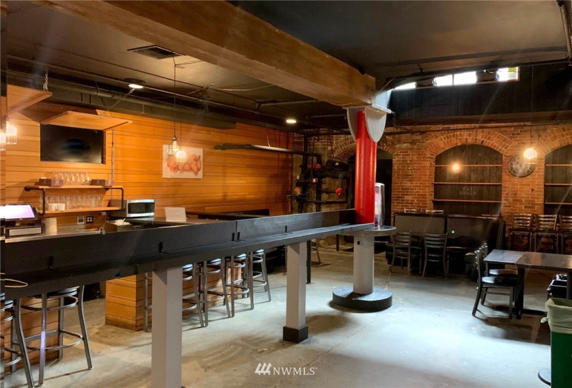 606 Post / 88 Yesler, Seattle, Washington 98104, ,Residential,For Sale,Post / 88 Yesler,NWM1783035