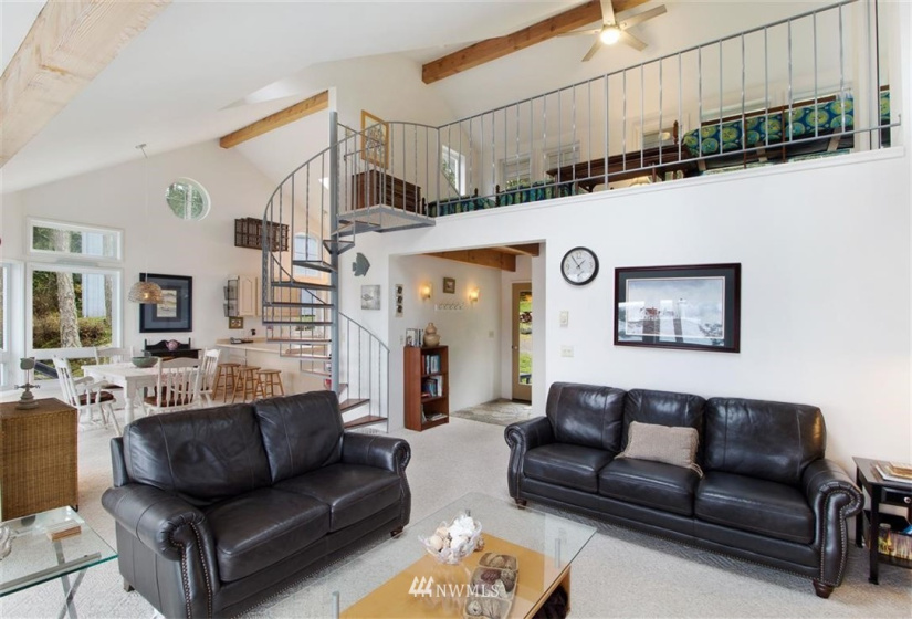 999 Eureka, San Juan Island, Washington 98250, 2 Bedrooms Bedrooms, ,Residential,For Sale,Eureka,NWM1783855