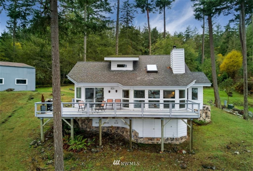 999 Eureka, San Juan Island, Washington 98250, 2 Bedrooms Bedrooms, ,Residential,For Sale,Eureka,NWM1783855