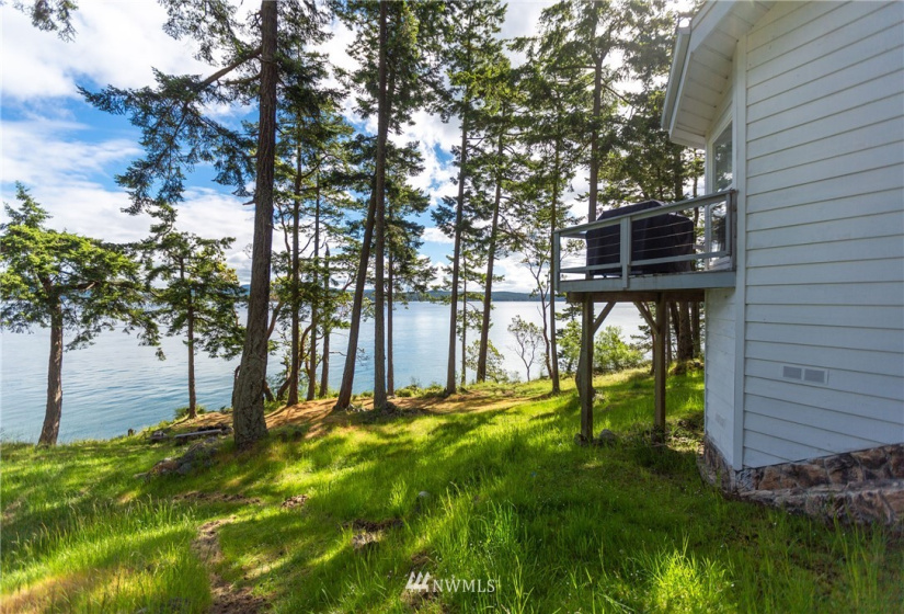 999 Eureka, San Juan Island, Washington 98250, 2 Bedrooms Bedrooms, ,Residential,For Sale,Eureka,NWM1783855