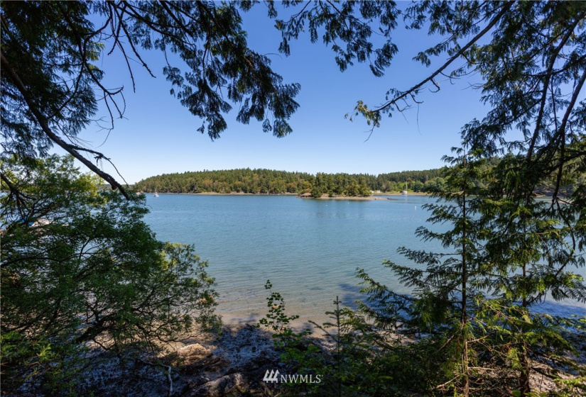 408 Heron, San Juan Island, Washington 98250, 2 Bedrooms Bedrooms, ,1 BathroomBathrooms,Residential,For Sale,Yacht Haven 1st Add,Heron,NWM1787607