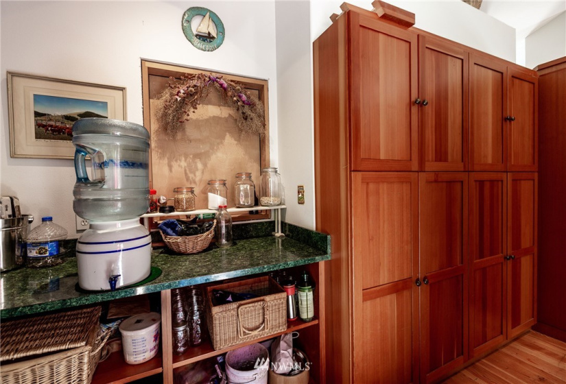 408 Heron, San Juan Island, Washington 98250, 2 Bedrooms Bedrooms, ,1 BathroomBathrooms,Residential,For Sale,Yacht Haven 1st Add,Heron,NWM1787607