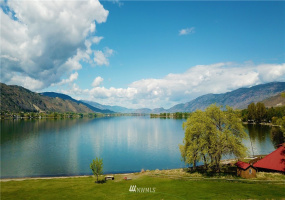 26 Lake Loop, Oroville, Washington 98844, 3 Bedrooms Bedrooms, ,1 BathroomBathrooms,Residential,For Sale,Lake Loop,NWM1789944