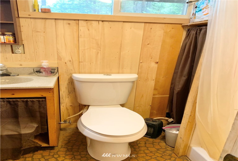 3 Conconogan, Conconully, Washington 98819, 2 Bedrooms Bedrooms, ,Residential,For Sale,Conconogan,NWM1795151