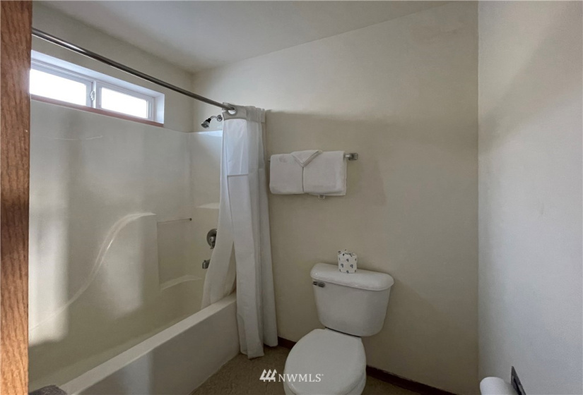 16 Hwy 97, Brewster, Washington 98812, ,Commercial Sale,For Sale,Hwy 97,NWM1802316