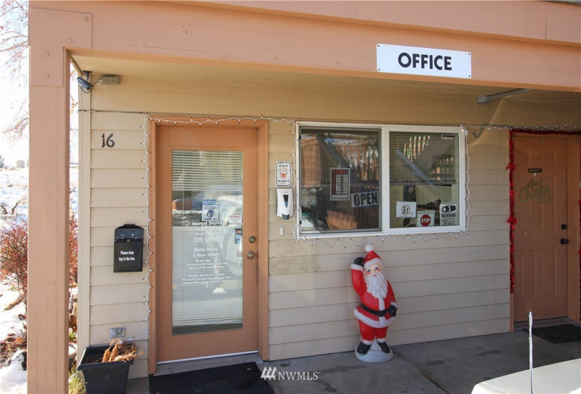 16 Hwy 97, Brewster, Washington 98812, ,Commercial Sale,For Sale,Hwy 97,NWM1802316