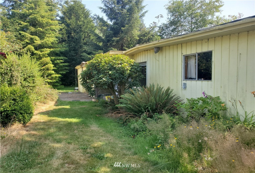 21 Bunker Road, Forks, Washington 98331, 4 Bedrooms Bedrooms, ,Residential,For Sale,Bunker Road,NWM1808841