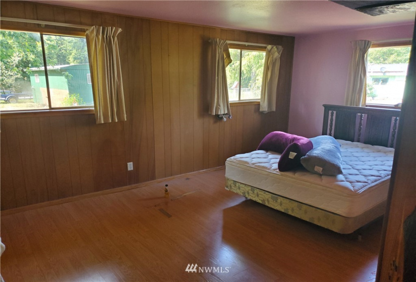 21 Bunker Road, Forks, Washington 98331, 4 Bedrooms Bedrooms, ,Residential,For Sale,Bunker Road,NWM1808841