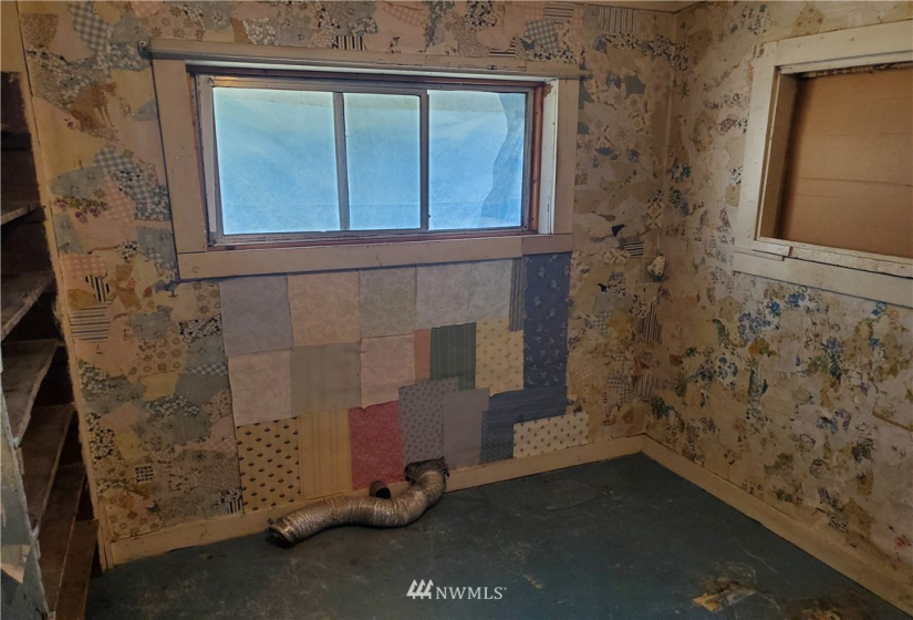 21 Bunker Road, Forks, Washington 98331, 4 Bedrooms Bedrooms, ,Residential,For Sale,Bunker Road,NWM1808841