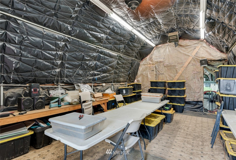 221 Omak River, Omak, Washington 98841, 4 Bedrooms Bedrooms, ,2 BathroomsBathrooms,Farm,For Sale,Omak River,NWM1809112