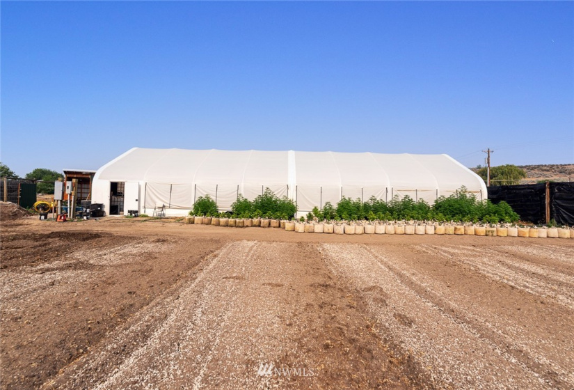 221 Omak River, Omak, Washington 98841, 4 Bedrooms Bedrooms, ,2 BathroomsBathrooms,Farm,For Sale,Omak River,NWM1809112