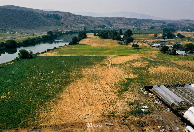 221 Omak River, Omak, Washington 98841, 4 Bedrooms Bedrooms, ,2 BathroomsBathrooms,Farm,For Sale,Omak River,NWM1809112