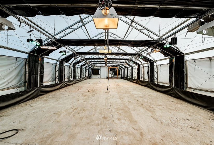 221 Omak River, Omak, Washington 98841, 4 Bedrooms Bedrooms, ,2 BathroomsBathrooms,Farm,For Sale,Omak River,NWM1809112