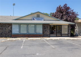 945 Stevens, Richland, Washington 99354, ,Commercial Sale,For Sale,Stevens,NWM1815387
