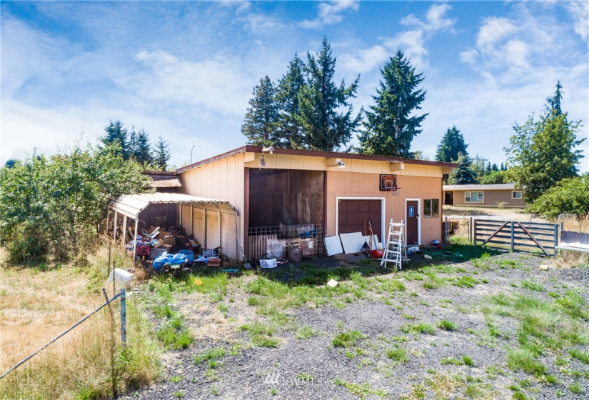 10236 West, Yelm, Washington 98587, 3 Bedrooms Bedrooms, ,1 BathroomBathrooms,Residential,For Sale,West,NWM1814988