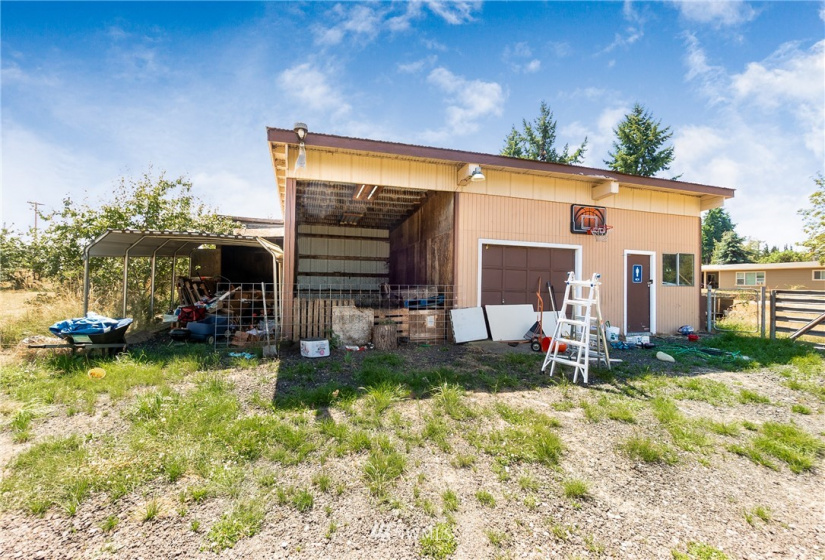 10236 West, Yelm, Washington 98587, 3 Bedrooms Bedrooms, ,1 BathroomBathrooms,Residential,For Sale,West,NWM1814988