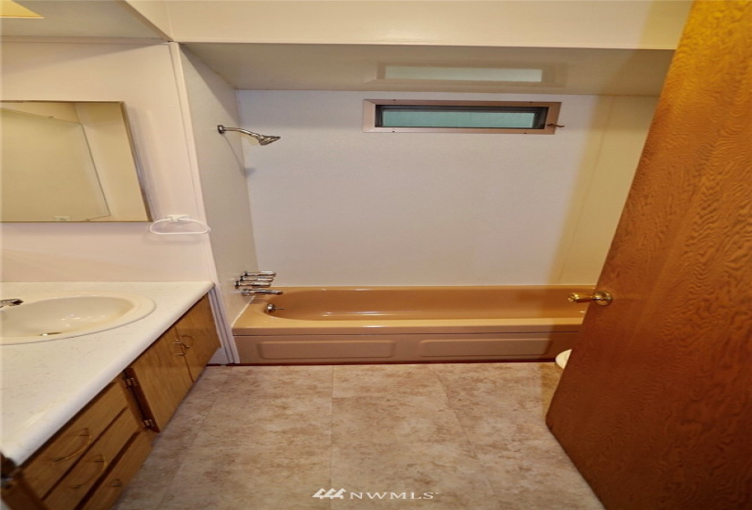 1729 194th, Bothell, Washington 98012, 2 Bedrooms Bedrooms, ,1 BathroomBathrooms,Residential,For Sale,194th,NWM1815794