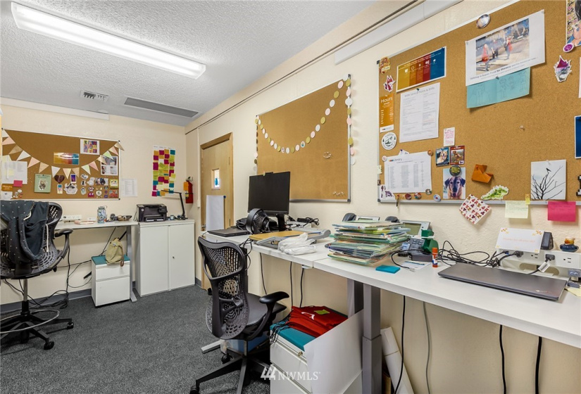 3450 Carlton, Silverdale, Washington 98383, ,Commercial Sale,For Sale,Carlton,NWM1811309