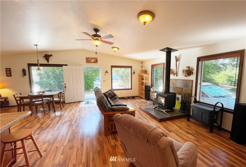 150 Narwhal, Ocean Shores, Washington 98569, 2 Bedrooms Bedrooms, ,1 BathroomBathrooms,Residential,For Sale,4,Narwhal,NWM1816454