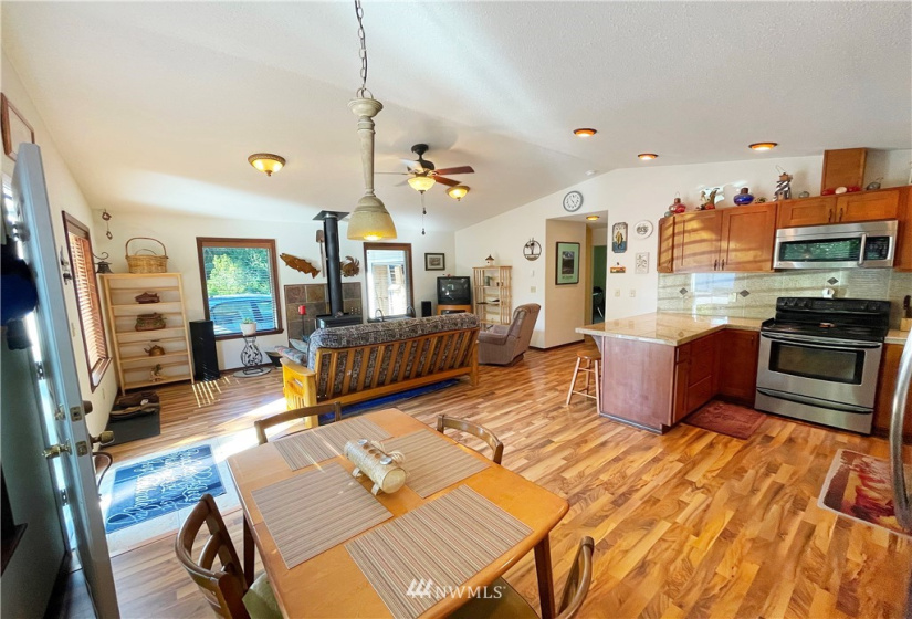 150 Narwhal, Ocean Shores, Washington 98569, 2 Bedrooms Bedrooms, ,1 BathroomBathrooms,Residential,For Sale,4,Narwhal,NWM1816454