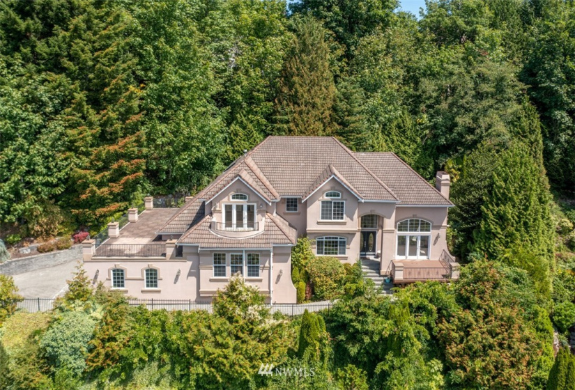 6220 153rd, Bellevue, Washington 98006, 4 Bedrooms Bedrooms, ,3 BathroomsBathrooms,Residential,For Sale,153rd,NWM1816777