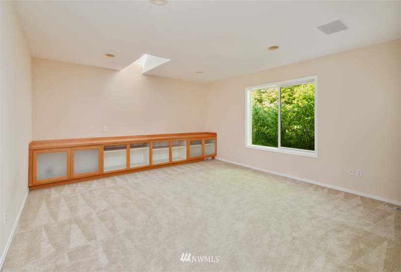 6220 153rd, Bellevue, Washington 98006, 4 Bedrooms Bedrooms, ,3 BathroomsBathrooms,Residential,For Sale,153rd,NWM1816777